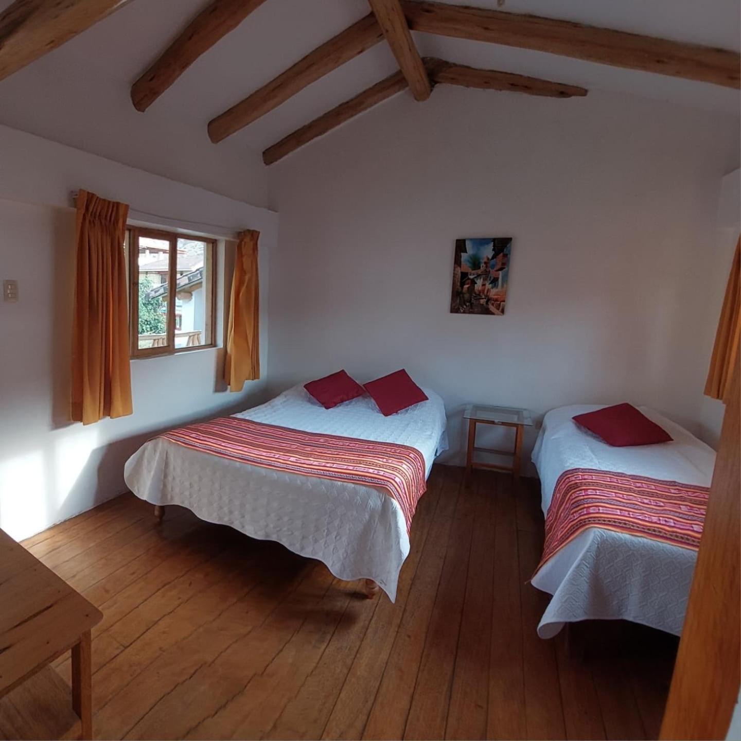 Hostal Miramonti Urubamba Bagian luar foto